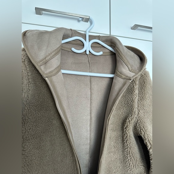 Zara reversible faux shearling leather suede coat - Picture 7 of 7